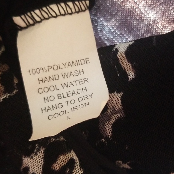 Top - Picture 4 of 6